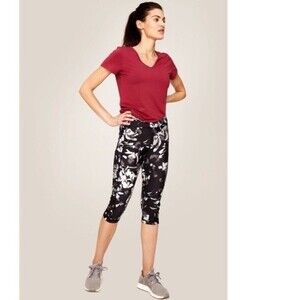 Lole Burst Capri in Black Winter Bloom XS NWOT